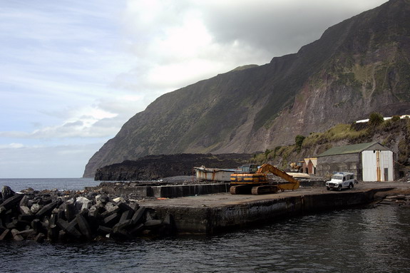 Dolph Kessler - Tristan da Cunha - island - remote -Ocean - 2006 
