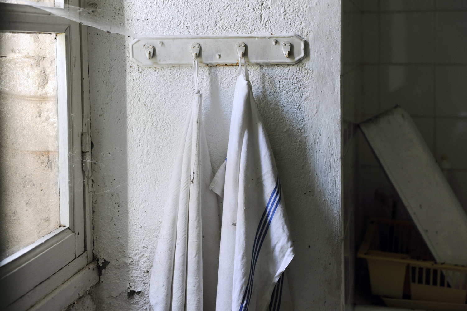 Dolph Kessler - Fotoboek `une maison abandonnée,  2010  